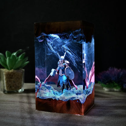 TessArt - Thor Lamp