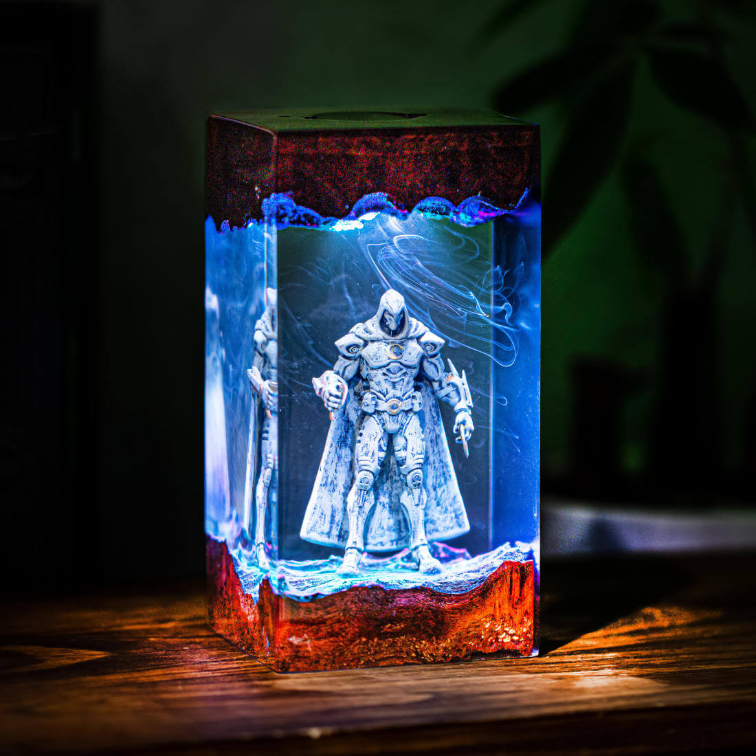 TessArt - Moon Knight Lamp